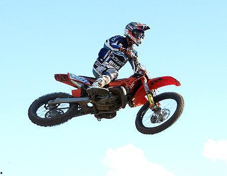 越野视频摩托车国产,驰骋疆场，彰显民族力量