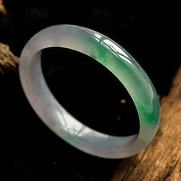 国产翡翠手镯视频,视频带你领略东方韵味