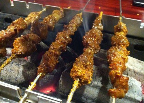 老外吃国产烧烤视频  第2张