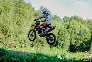 国产摩托车高速视频,速度与激情的视觉盛宴